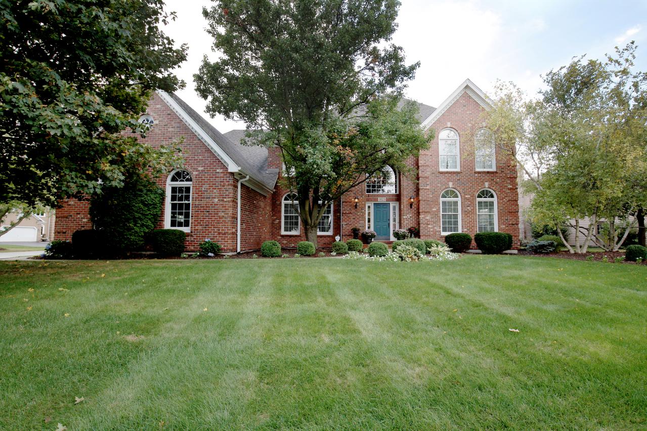3523 Monarch Cir., Naperville, IL 60564