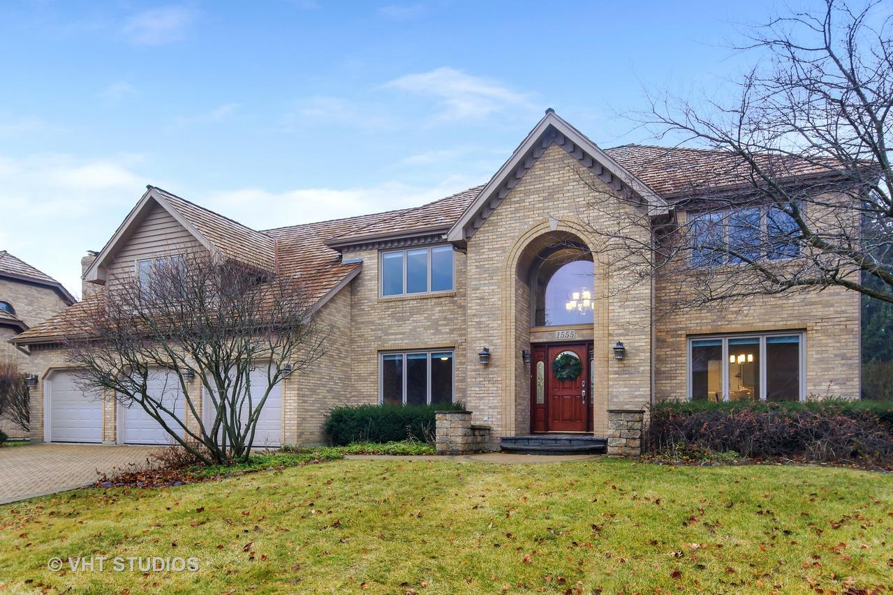 1555 White Eagle Dr., Naperville, IL 60564
