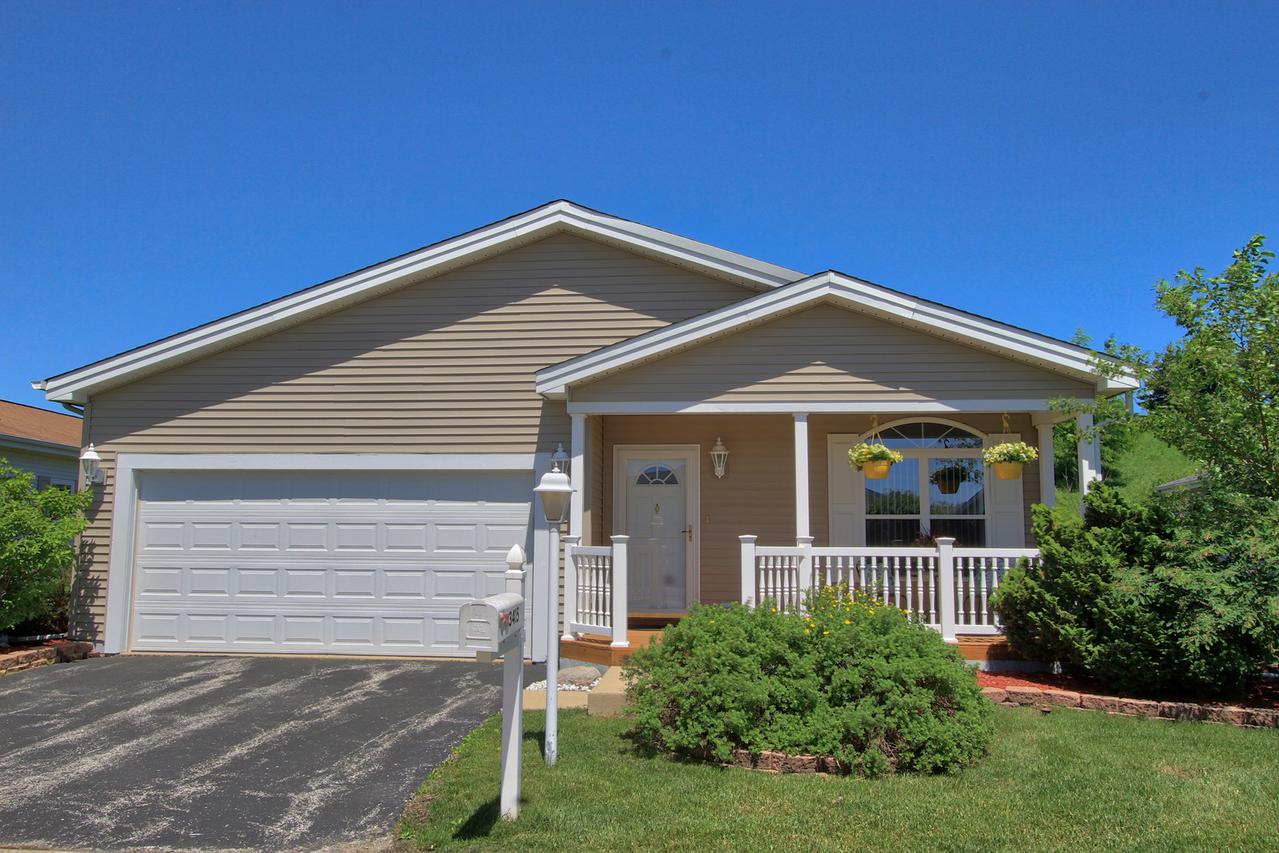 3415 Stretch Run Rd., Grayslake, IL 60030