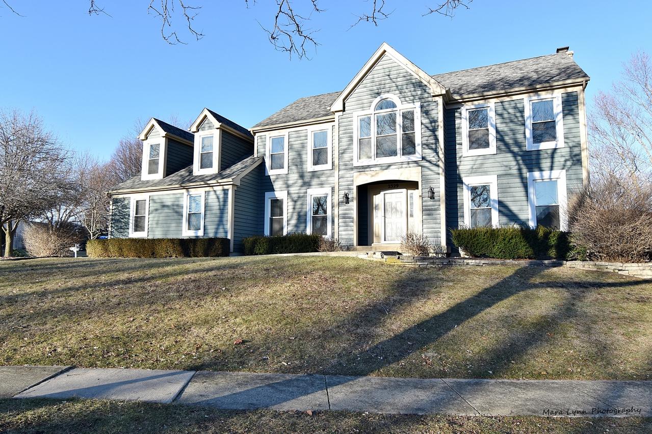 2329 Clover Ln., Geneva, IL 60134