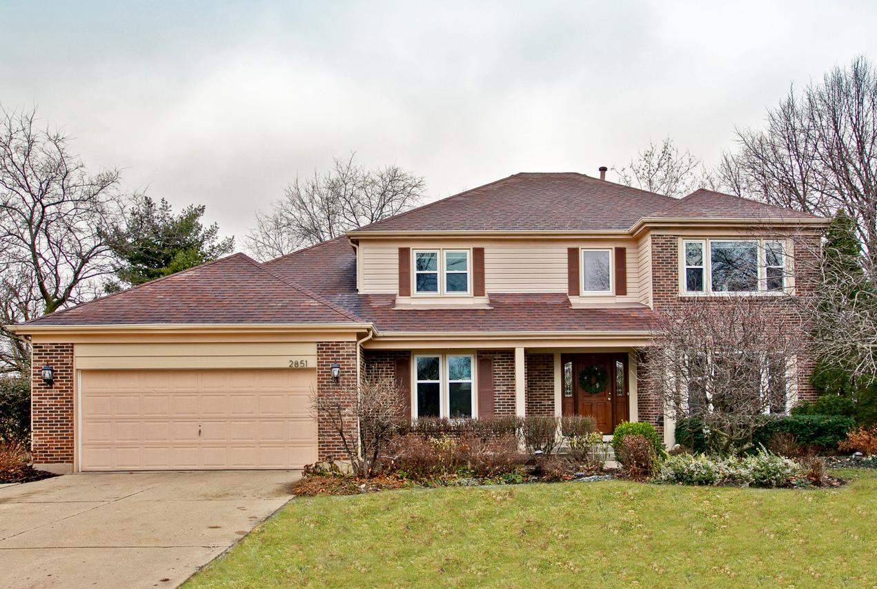 2851 Whispering Oaks Dr., Buffalo Grove, IL 60089