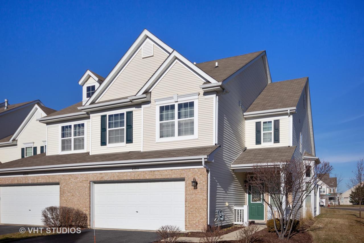 4521 Winchester Ln. #A, Yorkville, IL 60560