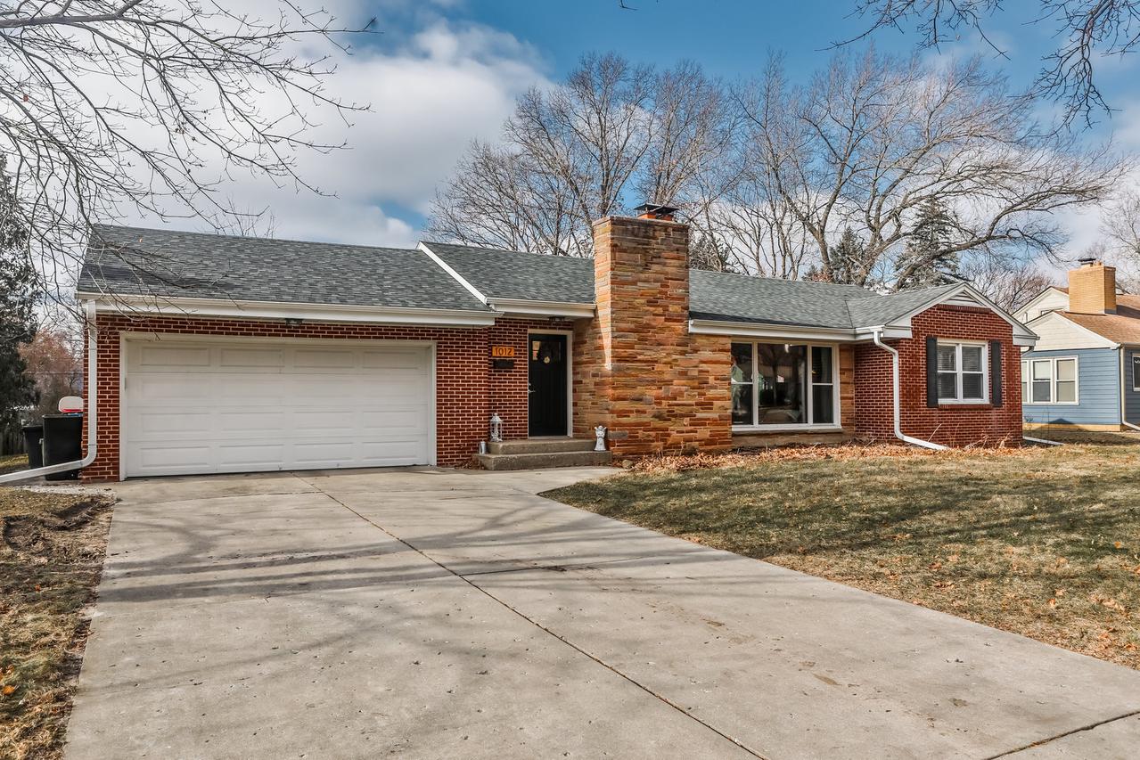 1012 Stratford Ave., Rockford, IL 61107