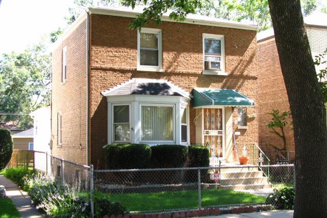 8425 S Bennett Ave., Chicago, IL 60617
