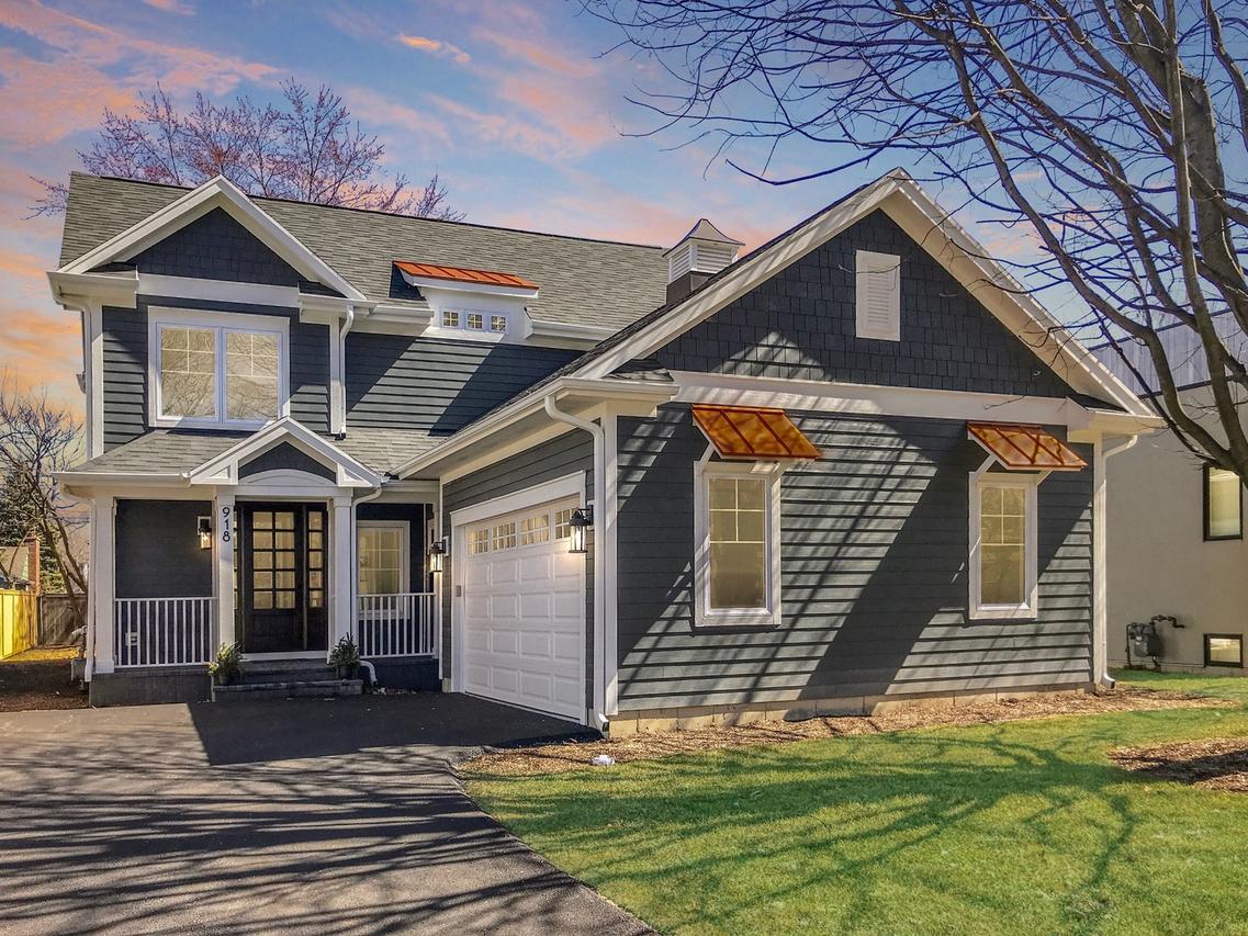 918 Yale St., Wilmette, IL 60091