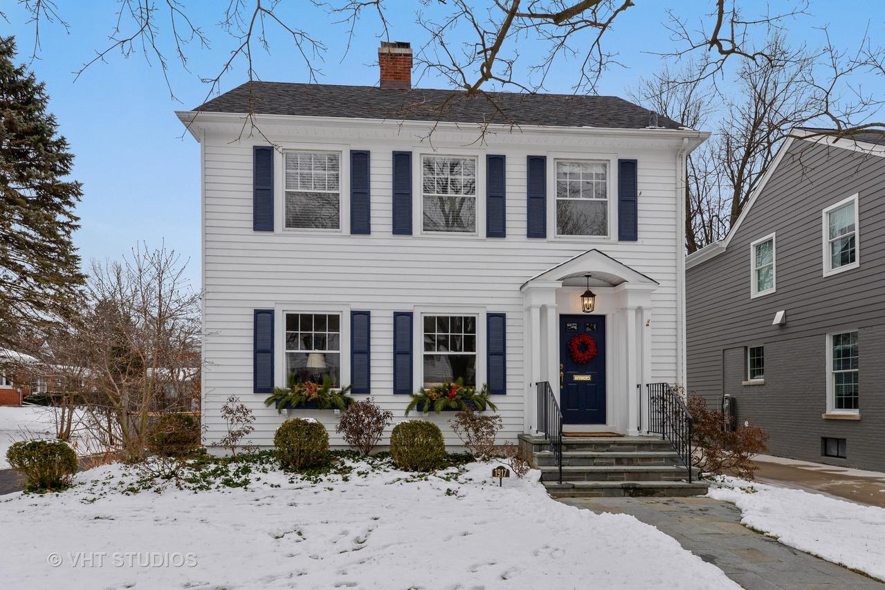 1917 Greenwood Ave., Wilmette, IL 60091