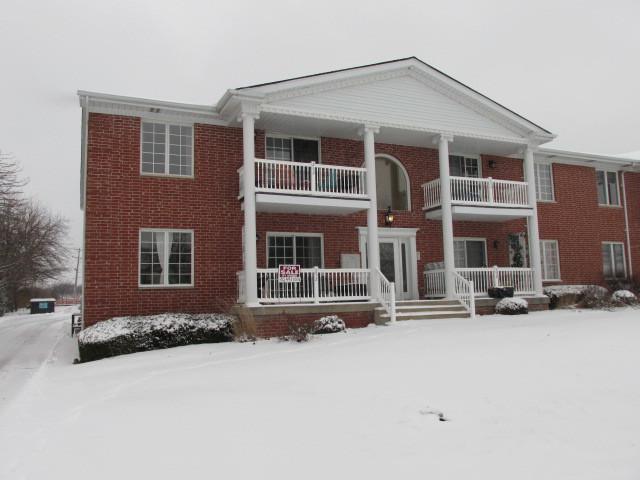 252 N White St., Frankfort, IL 60423