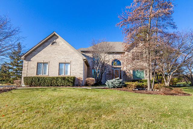 135 Boulder Dr., Lake In The Hills, IL 60156