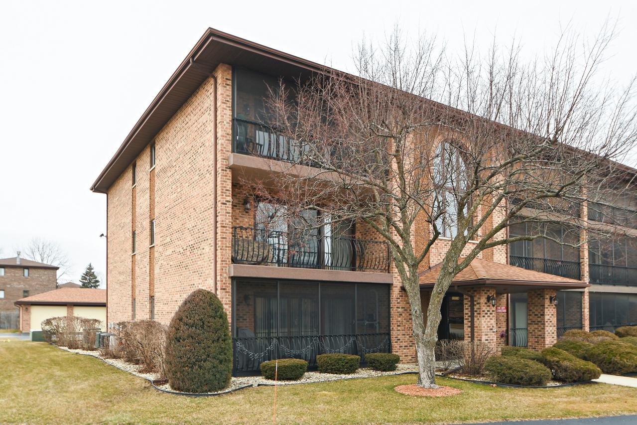 11114 S Heritage Dr. #2D, Palos Hills, IL 60465