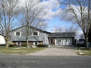 501 N East St., Hudson, IL 61748