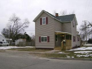 427 S Isabella St., Clinton, IL 61727