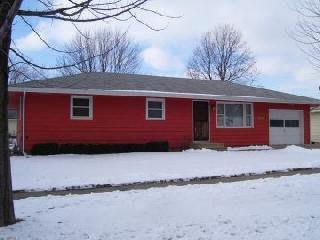 1511 S Bunn 1511*, Bloomington, IL 61701
