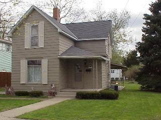 738 N Jackson, Clinton, IL 61727