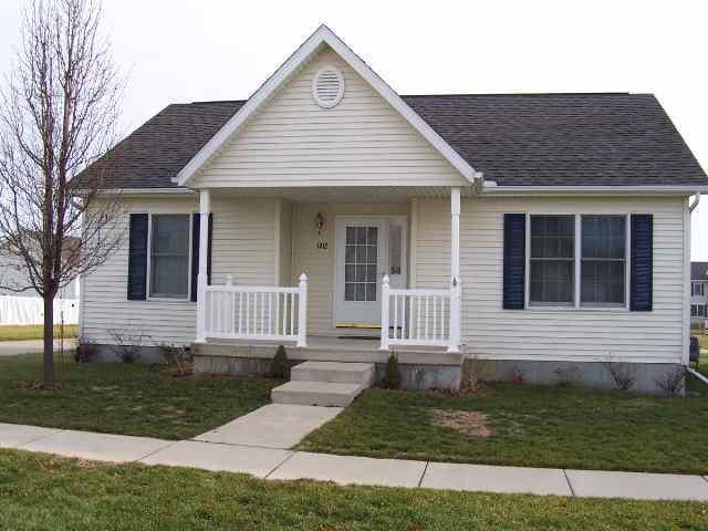 1412 River Landing, Normal, IL 61761