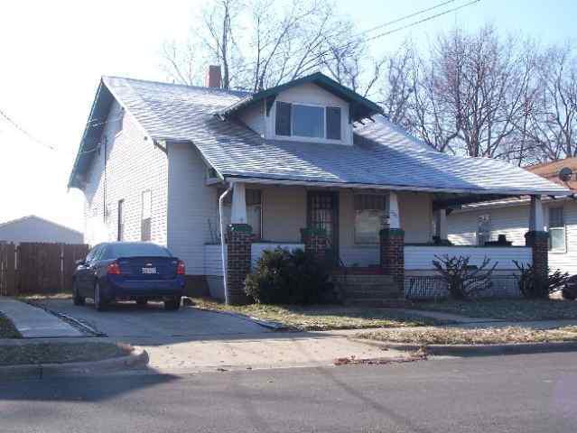 826 E Main, Clinton, IL 61727
