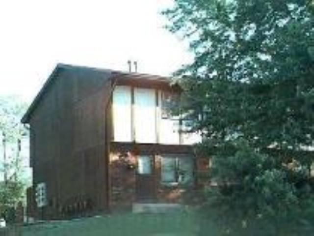 706 Golfcrest Rd., Normal, IL 61761
