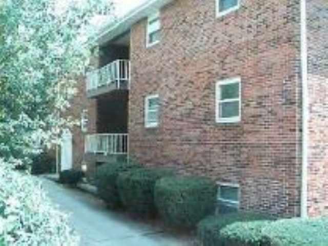 1506 Northbrook Dr. #202, Normal, IL 61761
