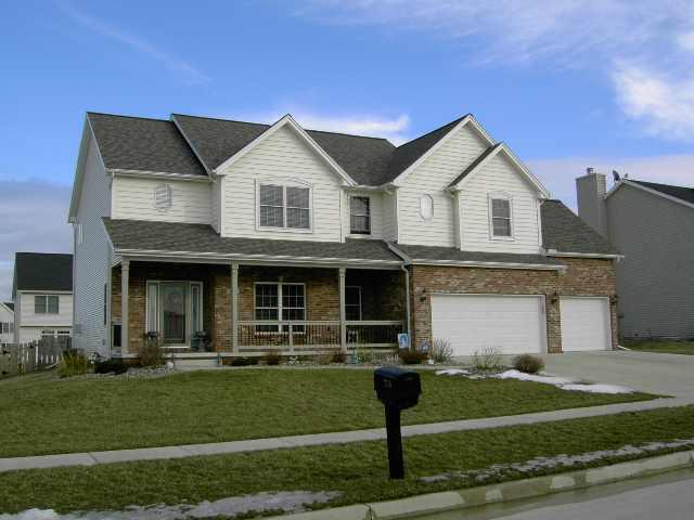 2707 Kaisner, Bloomington, IL 61704