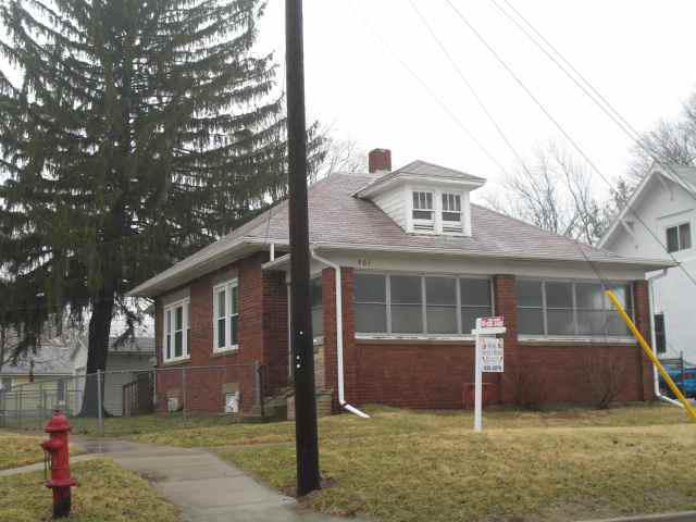 401 N Alexander, Clinton, IL 61727