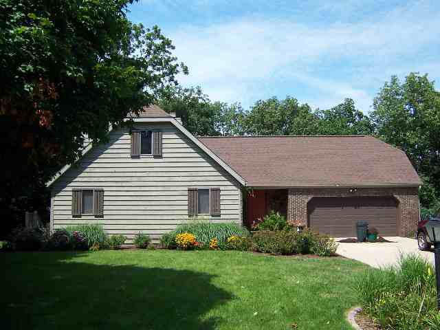 29976 Woodfield Dr., Mackinaw, IL 61755
