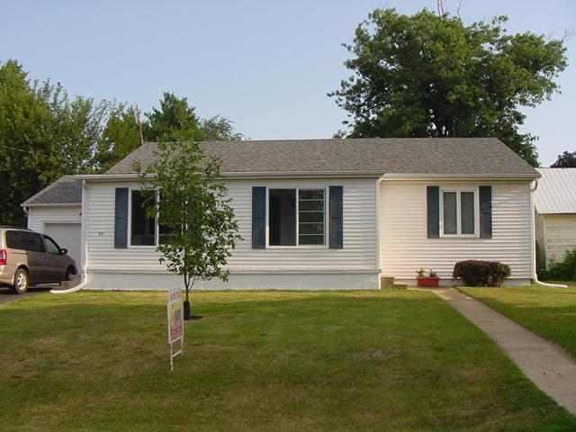 251 W Lincoln, El Paso, IL 61738
