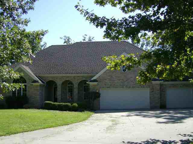 9220 Blue Sage Rd., Clinton, IL 61727