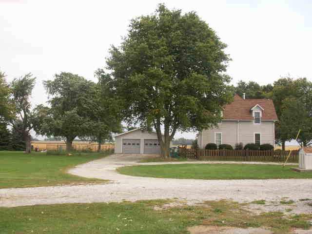 1754 E 1200 Rd., Stanford, IL 61774