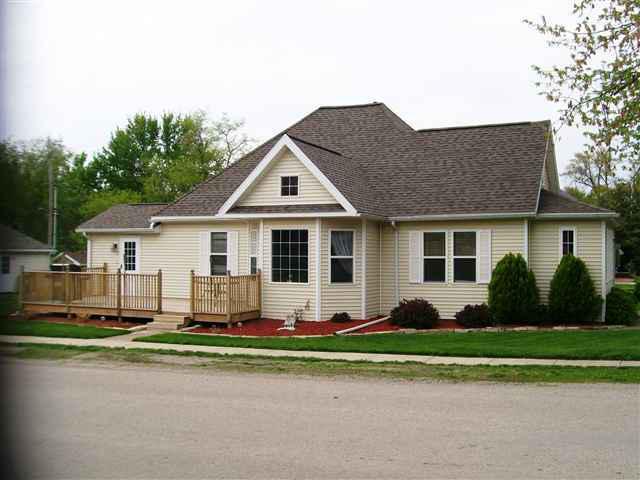 503 N Mulberry, Clinton, IL 61727