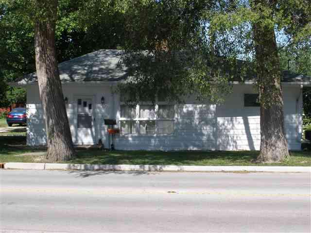 727 N Grant, Clinton, IL 61727