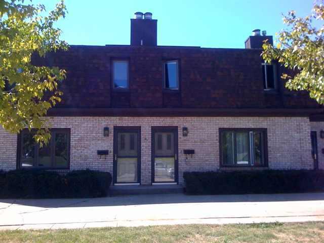 321 S Towanda #7, Normal, IL 61761