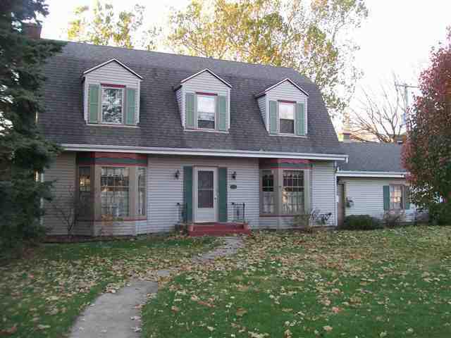 627 N Center, Clinton, IL 61727