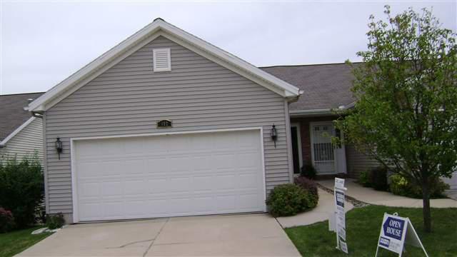 107 Christian Louis Ct., Bloomington, IL 61701