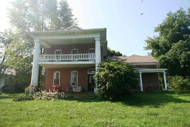 14552 Lilly Rd., Mackinaw, IL 61755
