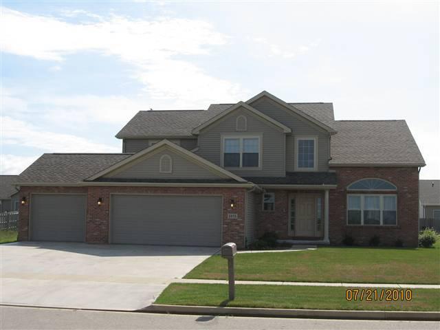 2975 Glendale Ln., Normal, IL 61761