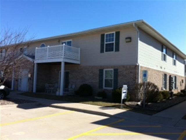 3515 Cornelius #105, Bloomington, IL 61704