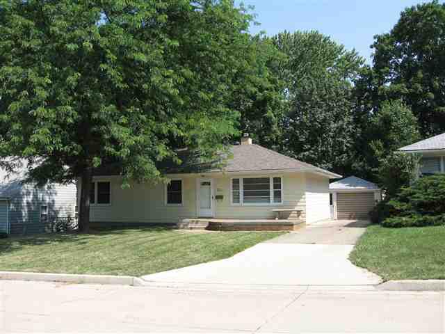 104 W Poplar, Normal, IL 61761