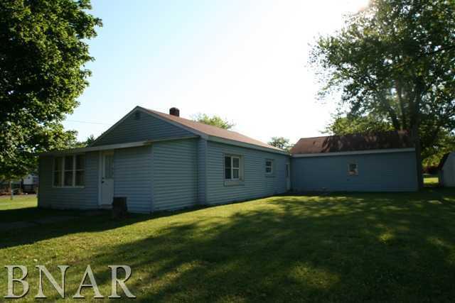 109 N White St., Mackinaw, IL 61755