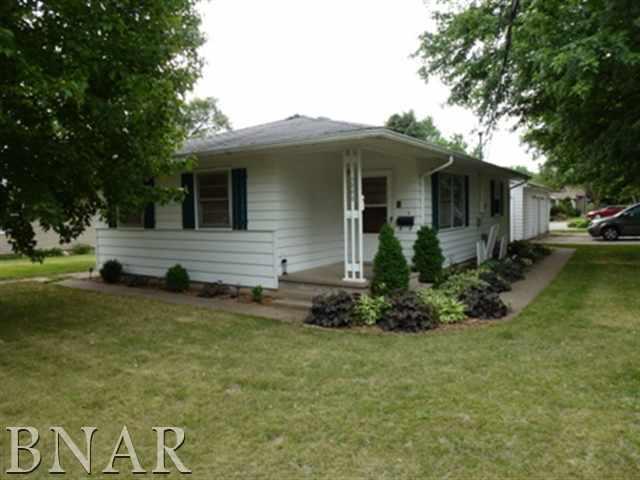 1202 E Van Buren, Clinton, IL 61727