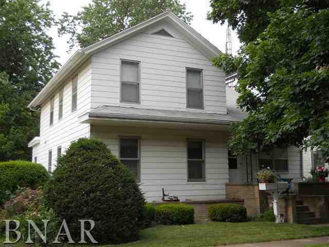 33 E Second Ave., El Paso, IL 61738