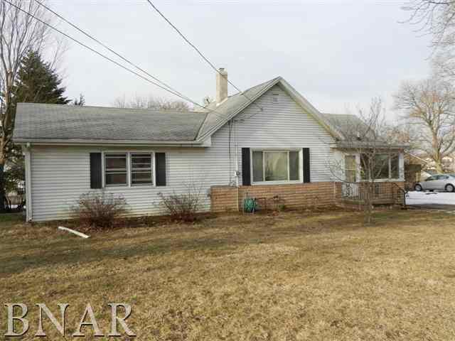 1303 W Olive St., Bloomington, IL 61701