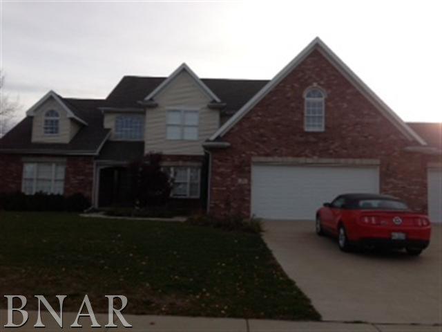 32 Derby Way, Bloomington, IL 61704