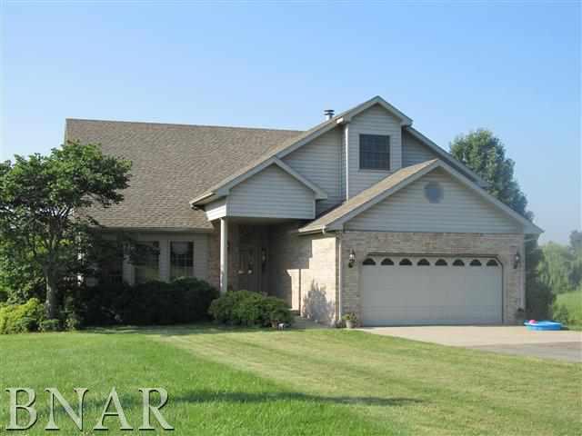 8894 Texas Church Rd., Clinton, IL 61727