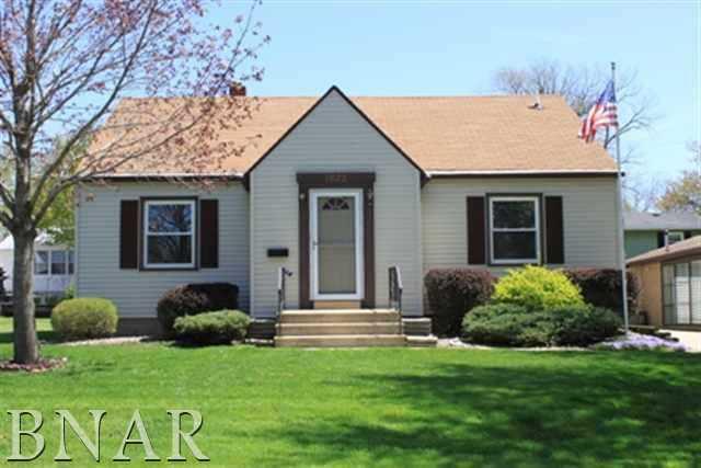 1622 S Roosevelt Ave., Bloomington, IL 61701