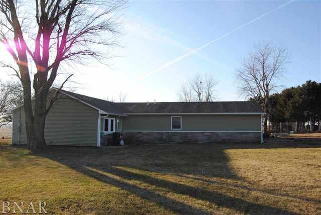 995 Us Highway 51, Maroa, IL 61756
