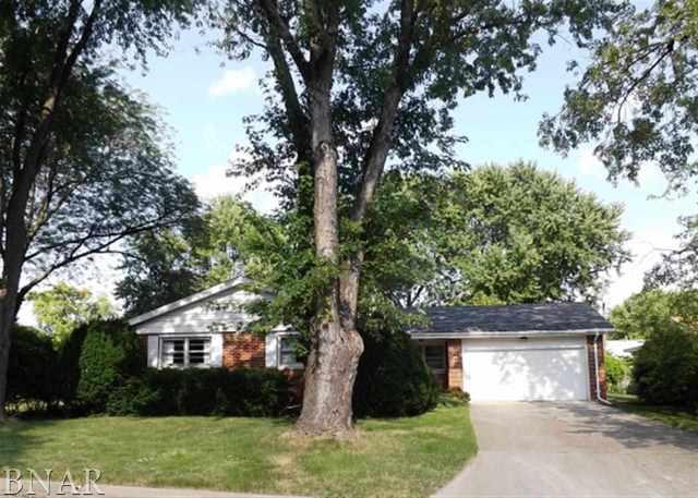 8 Crestwood Ct., Normal, IL 61761