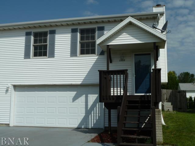 1532 Martin Luther King, Bloomington, IL 61701