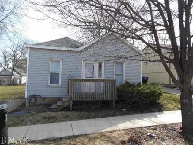 407 N Lee St., Bloomington, IL 61701