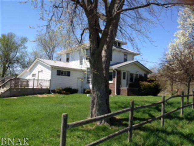 8438 E 1900, Bloomington, IL 61704