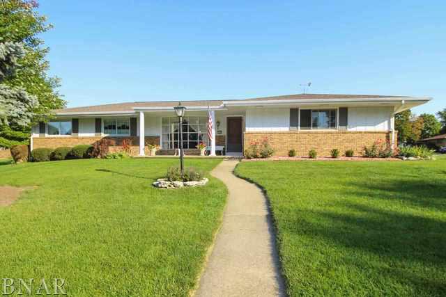 1302 Spear Dr., Normal, IL 61761