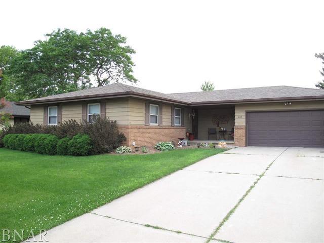 605 S Blair, Normal, IL 61761